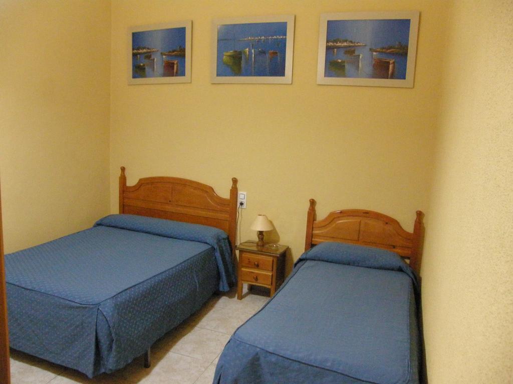 Hostal Fantoni Cadiz Ruang foto