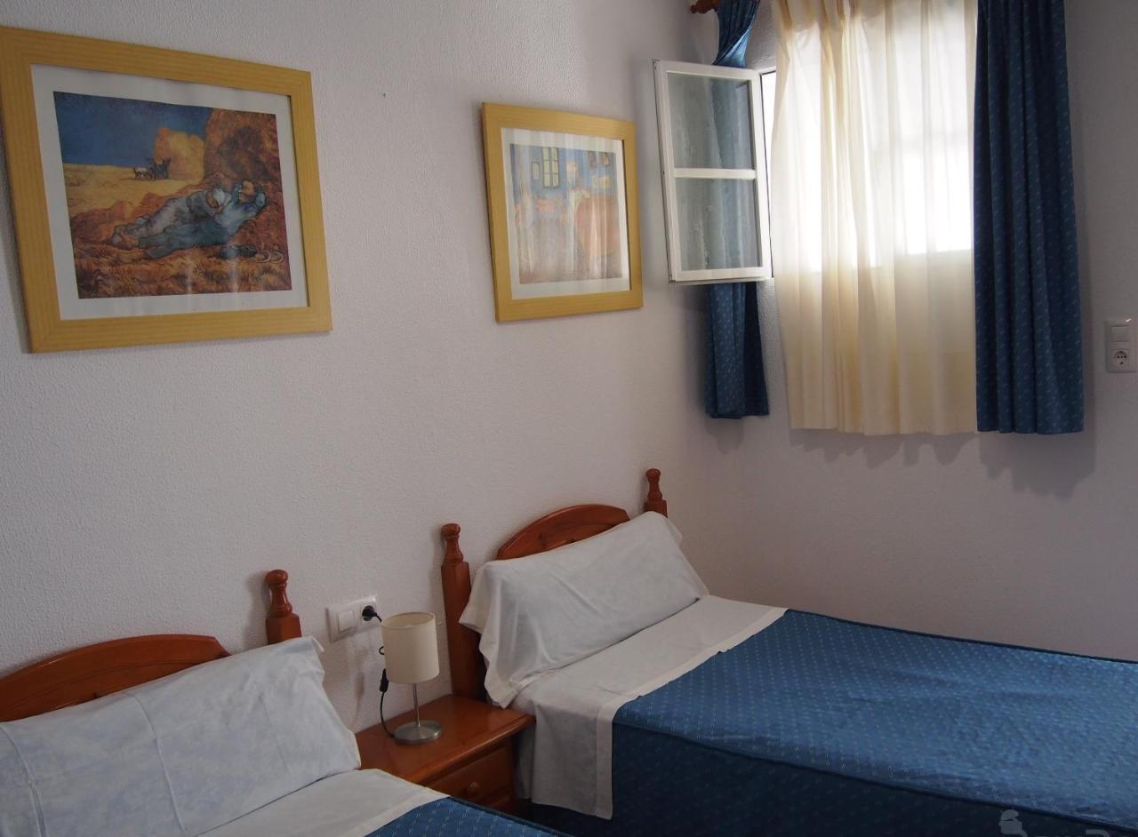 Hostal Fantoni Cadiz Bagian luar foto