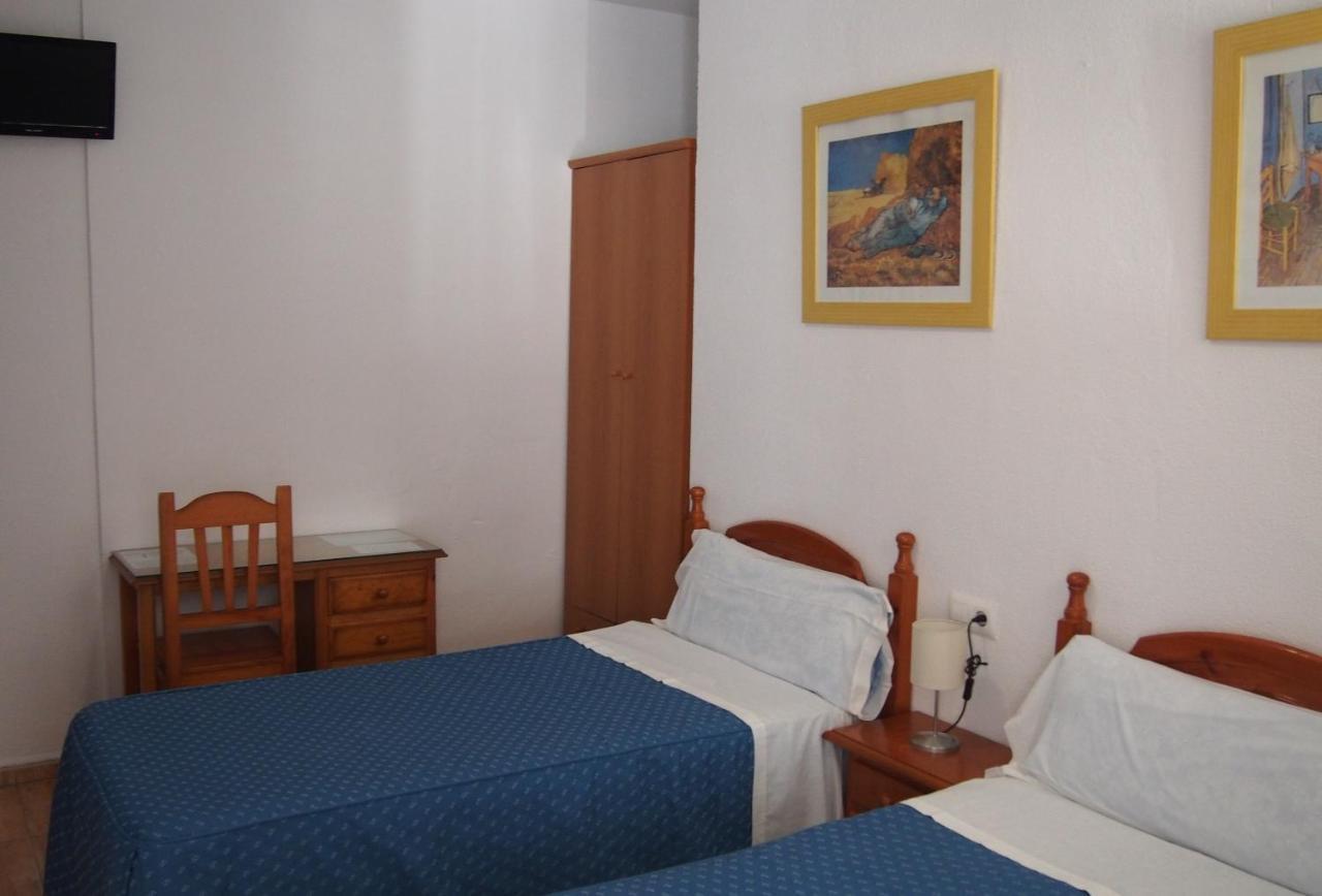 Hostal Fantoni Cadiz Bagian luar foto